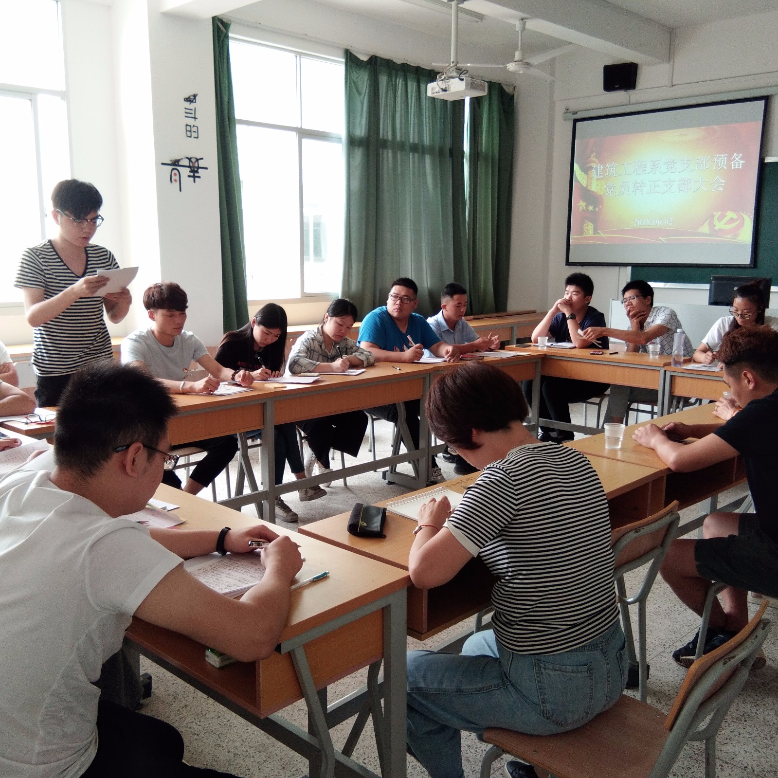 1528381818795227.jpg 1528381818795227.jpg