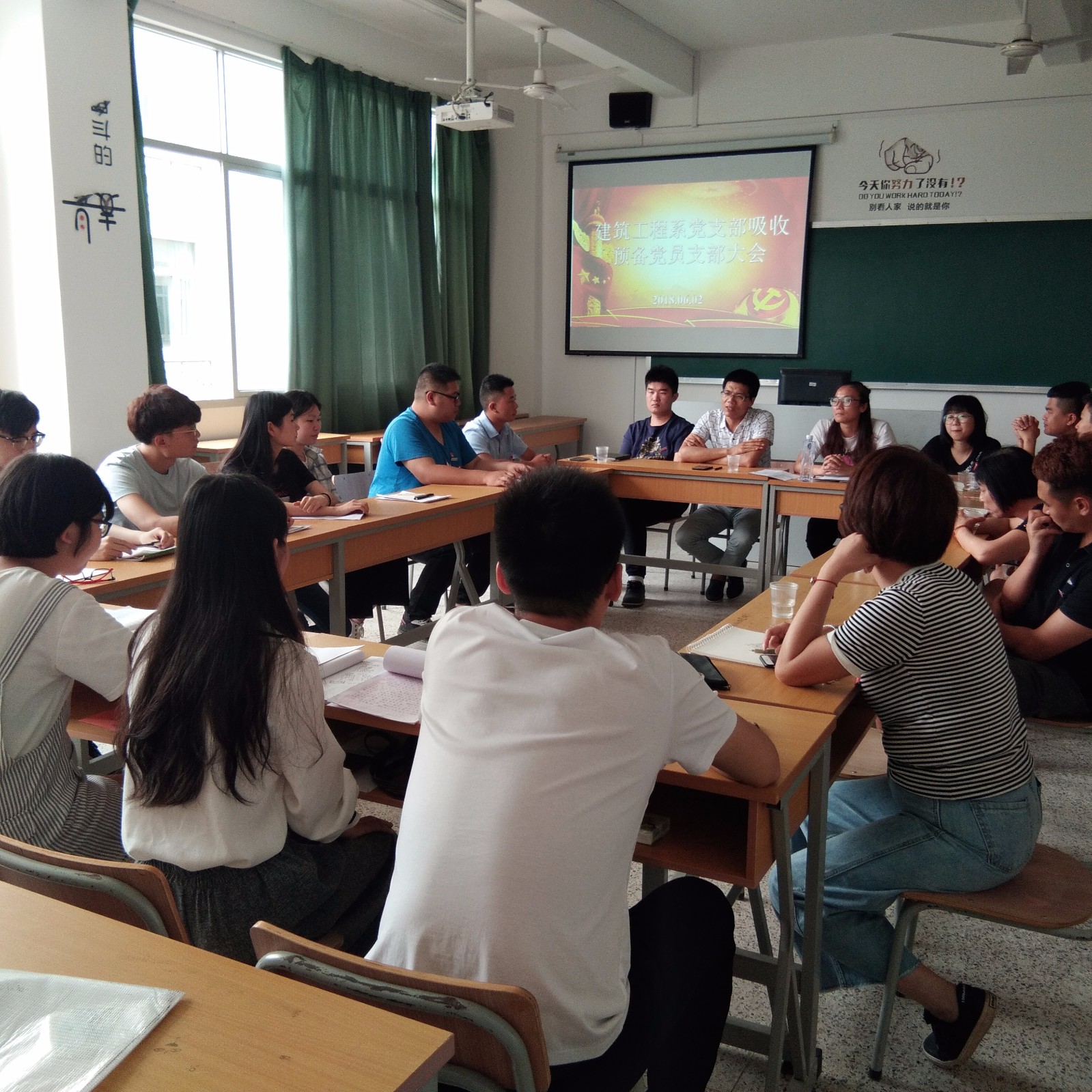 1528381819102432.jpg 1528381819102432.jpg