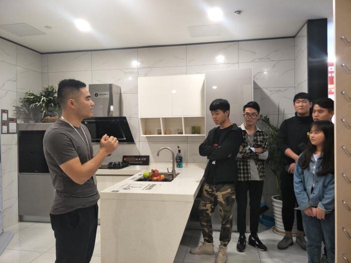 1540540362254619.jpg 1540540362254619.jpg