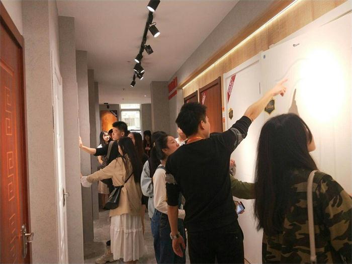 1540540738105169.jpg 1540540738105169.jpg